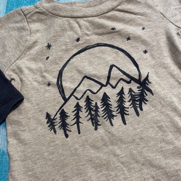 🏔 Gymboree Long Sleeve Mountain T-shirt - Picture 2 of 3